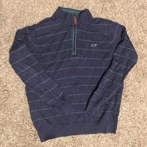 Vineyard Vines Boys 1/4 zip sweater (Size M)